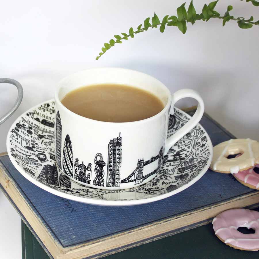 It's TeaTime mit der London Tea Time Collection von House of Cally Ost London Teetasse und Unterteller