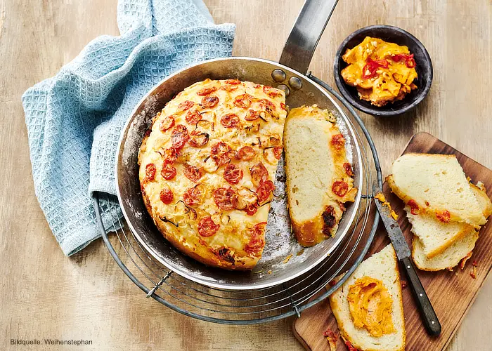 Rezept No-Knead-Brot mit Tomaten und Schalotten einfach selbst backen