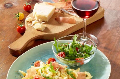 Mascarpone-Spätzle mit Rucola und Tomaten: schnelle Spätzlepfanne mit mediterranem Twist Lebe Lieber Fesch Mascarpone-Spätzle mit Rucola und Tomaten: schnelle Spätzlepfanne mit mediterranem Twist